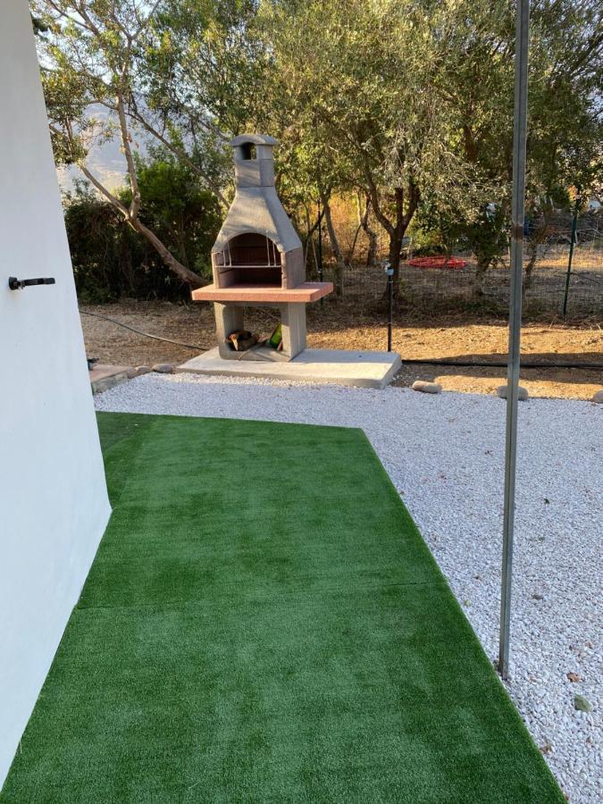 Villa Bianca Tertenìa Exteriör bild